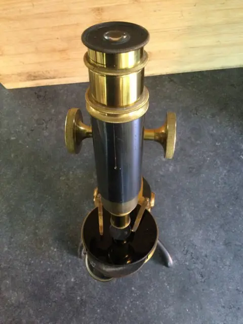 Microscoop ongemerkt N.a.