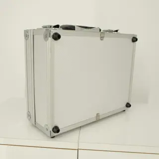 Aluminium Koffer (zilverkleurig)(6765)