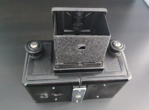 GOMZ Sputnik Stereo Camera con bolsa y embalaje