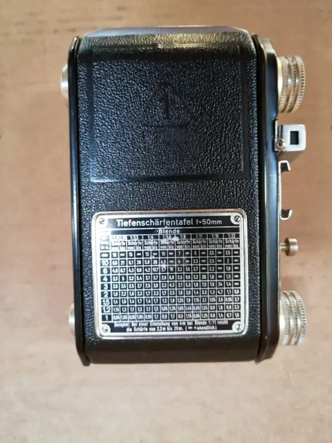 Agfa, Kodak, Welta 8 folding cameras, various models,