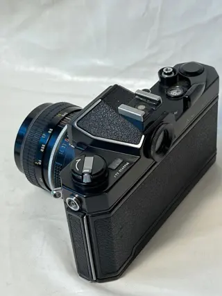 Nikon Nikkormat FT2 black + nikkor + 50 mm F2.0