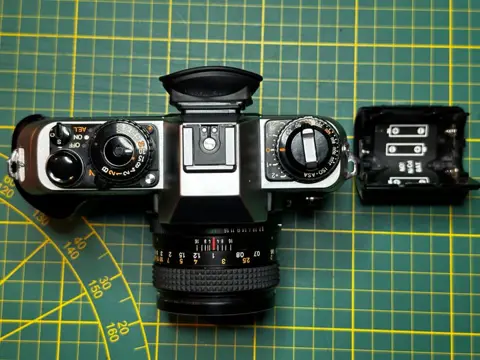 Konica Autoreflex FT-1 Motor + Hexanon AR 1,7/50mm