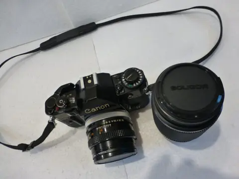 Canon A1 + FD 50mm + soligor 70-210mm