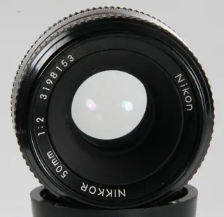 Nikon Nikkor 2.0/50 mm