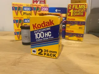 Kodak Lot van 20 rollen expired film (18x C41 kleur + 2x Dia E6)