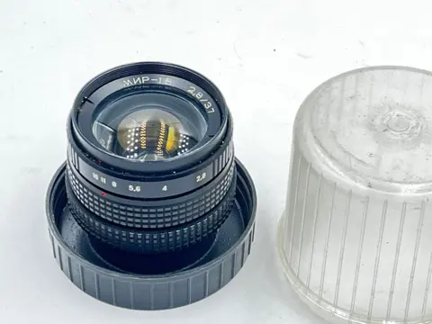 Mir Mır 37mm f2.8 m42