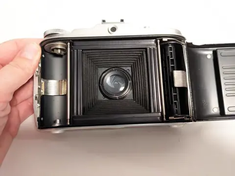 Agfa Isolette I with clean Agnar 85mm 1:4.5 lens + Adox Golf 63