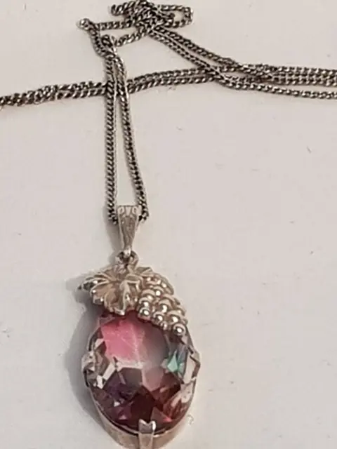 Zilveren Dames gourmet collier waaraan een zilveren hanger afgezet met decoratie van een blad met - 835 Zilver - Collier met hanger