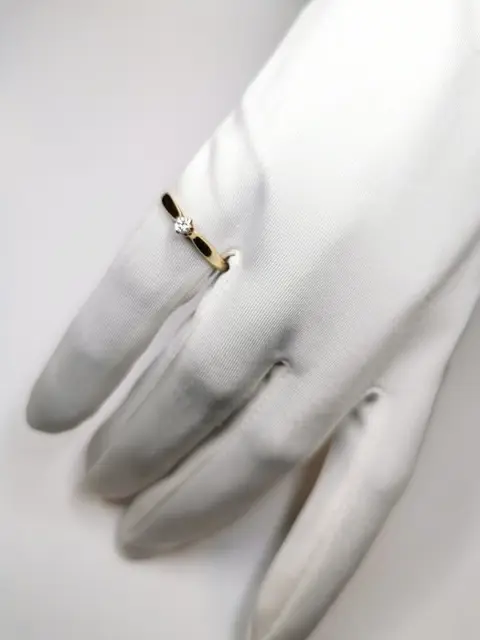 18 karaat Goud - Ring - 0.10 ct Diamant