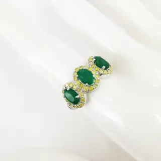 1.30 ct green emerald & 0.66 ct fancy intense yellow diamonds designer ring - 14 karaat Witgoud - Ring Smaragd - Diamanten, GWLAB-gecertificeerd, geen reserve