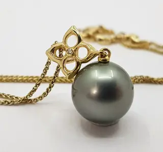 12x13mm Round Peacock Tahitian Pearl - 14 karaat Geel goud - Hanger - 0.01 ct