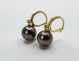 9x10mm Peacock Tahitian Pearl Drops - 14 karaat Geel goud - Oorbellen - 0.09 ct