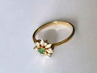 sin precio de reserva - 18 karaat Geel goud - Ring - 0.10 ct Smaragd - Diamanten