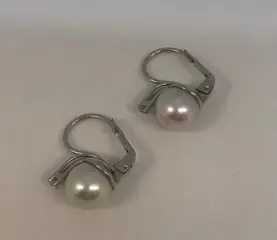 SouthSea Pearls - 18 karaat Witgoud - Oorbellen Zuidzee parel - Diamanten