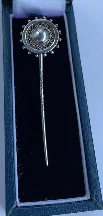 NO RESERVE Victorian Aesthetic Sterling silver Stick Pin Zilver - Dasspeld
