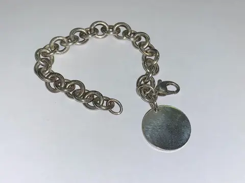 Tiffany & Co. - Bracciale a maglia tonda con ciondolo - Armband