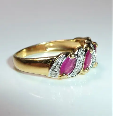No Reserve - Punze Adlerkopf Frankreich - 18 karaat Geel goud - Ring - 0.80 ct - 0,08 ct. diamanten