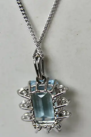 18 karaat Witgoud - Hanger - 3.32 ct Aquamarijn - Diamanten