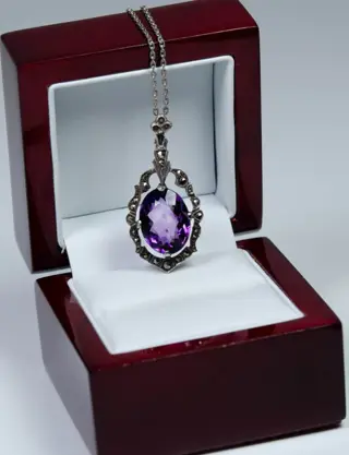 Zilver - Collier met hanger - 7.00 ct - Amethist (getest) - Marcasiet