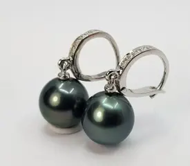 9x10mm Peacock Tahitian Pearl Drops - 14 karaat Witgoud - Oorbellen - 0.09 ct