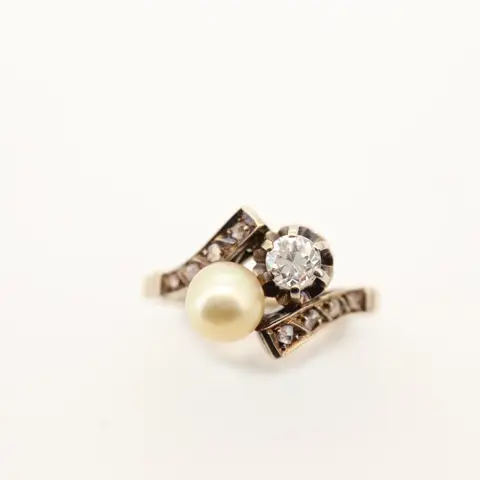 19.2 karaat Goud - Ring - 0.24 ct Diamant - Parel 5.38mm