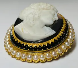 18 karaat Goud - Broche Natuurlijke parel