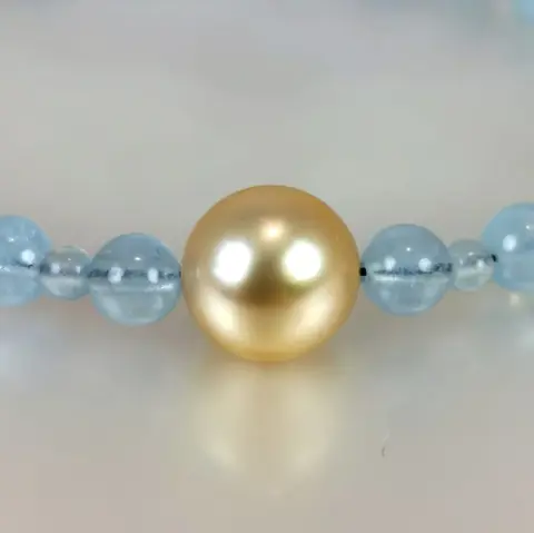 Golden Southsea RD Ø 10x11 mm - 18 karaat Witgoud - Armband Zuidzee parel - Aquamarijnen