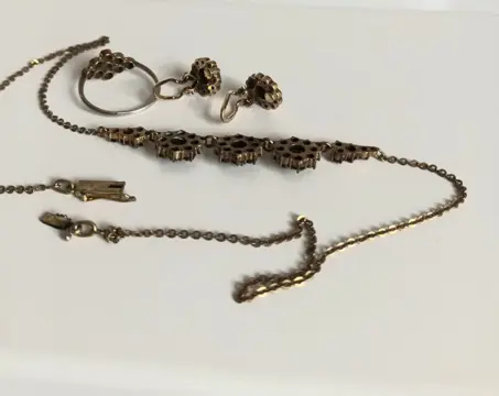 Bohemia - Gemengd Metaal, Tweekleurig, Zilver - Halsketting, Oorbellen, Ring - 0.65 ct Granaat - Granaatstenen