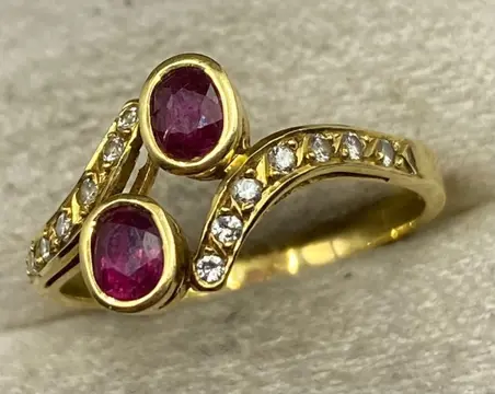 NO RESERVE PRICE - 18 karaat Geel goud - Ring - Diamanten, Robijnen