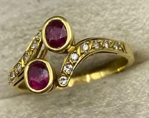 NO RESERVE PRICE - 18 karaat Geel goud - Ring - Diamanten, Robijnen