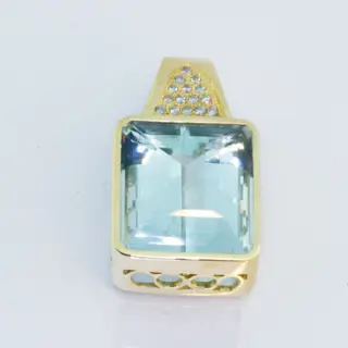 18 karaat Geel goud, Goud - Hanger - 37.50 ct Aquamarijn - Diamanten