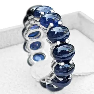 13.06 Carat Sapphire Eternity Band - 14 karaat Witgoud - Ring - GEEN RESERVE
