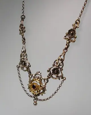 böhmische Goldschmiede-Arbeit - 835 Zilver - Halsketting - 0.45 ct Granaat