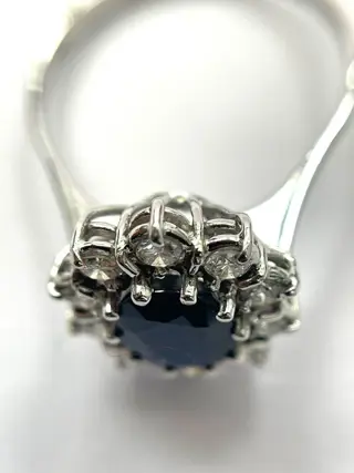 18 karaat Witgoud - Ring Saffier - Diamanten