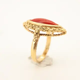 18 karaat Goud - Ring - 2.68 ct Koraal
