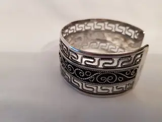 Zilveren Filigrain Brede Damesarmband, 1e gehalte zilver getoetst., 2e helft vorige eeuw. - 925 Zilver - Armband
