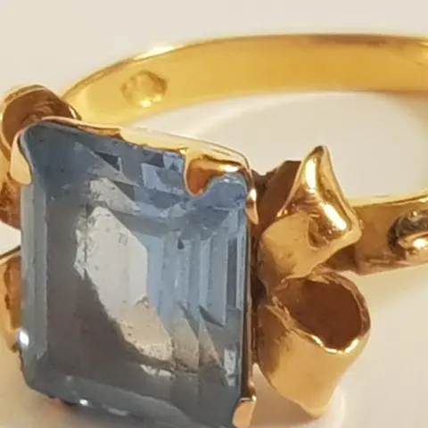 18 karaat Geel goud, Goud - Ring - 4.80 ct Aquamarijn