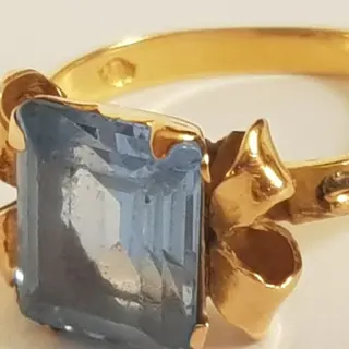 18 karaat Geel goud, Goud - Ring - 4.80 ct Aquamarijn