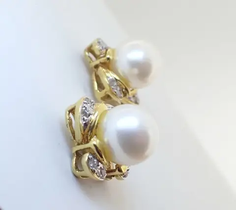 18 karaat Geel goud - Oorbel - 5.85 ct Zoetwater parel - Diamanten