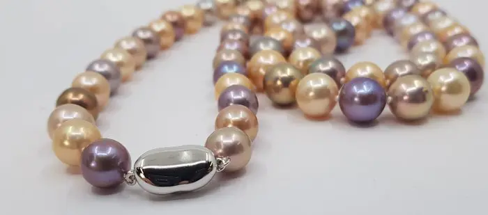 no reserve - 9.5x11.5mm Round Shimmering Multi Edison Freshwater Pearls - 925 Zilver - Halsketting