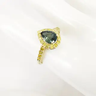 1.00 ct blue sapphire & 0.40 ct fancy vivid yellow diamonds designer halo ring - 14 karaat Geel goud - Ring Saffier - Diamanten