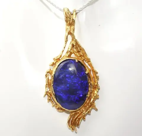 Black Opal 4,8ct. - 18 karaat Geel goud - Hanger - 4.80 ct Opaal