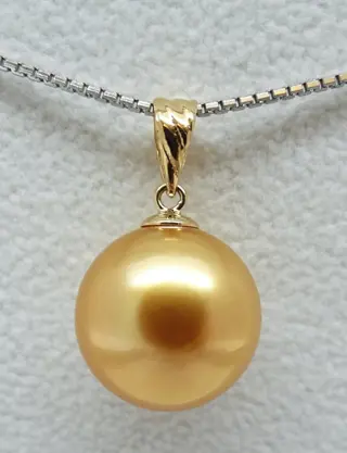 No Reserve Price - Golden South Sea Pearl, Round, 24K Golden Saturation, 12.88 mm - 18 karaat Geel goud - Hanger