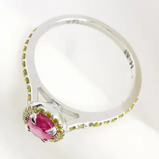 0.80 ct pink sapphire & 0.50 ct fancy intense yellow diamonds designer halo ring - 14 karaat Witgoud - Ring Saffier - Diamanten, AIG gecertificeerd zonder reserve