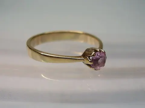 8 karaat Goud - Ring - 0.45 ct Amethist