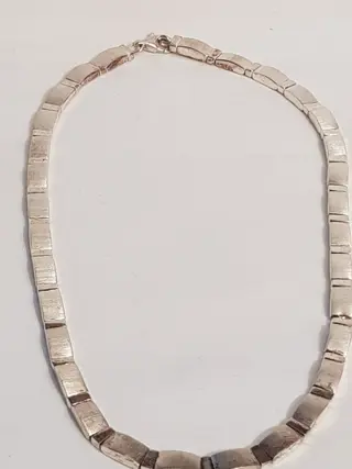Zilveren zware Design collier met korte en langwerpige gematteerde schakels - 925 Zilver - Halsketting