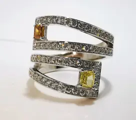 Tu y Yo Fancy Intence Orange y YellowIGI 1.67ct 8.32gr - 18 karaat Witgoud - Ring - 0.39 ct Diamant - Diamanten