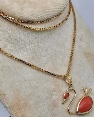 18 karaat Goud - Collier met hanger Koraal