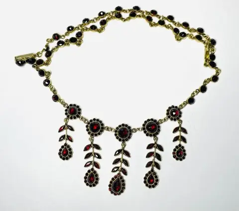 14 karaat Goud - Halsketting - 10.00 ct Granaat