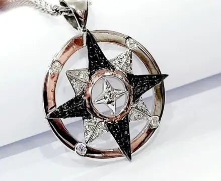 Marika Gioielli - 18 karaat Goud, Witgoud - Collier met hanger - 0.24 ct Diamant - Diamanten